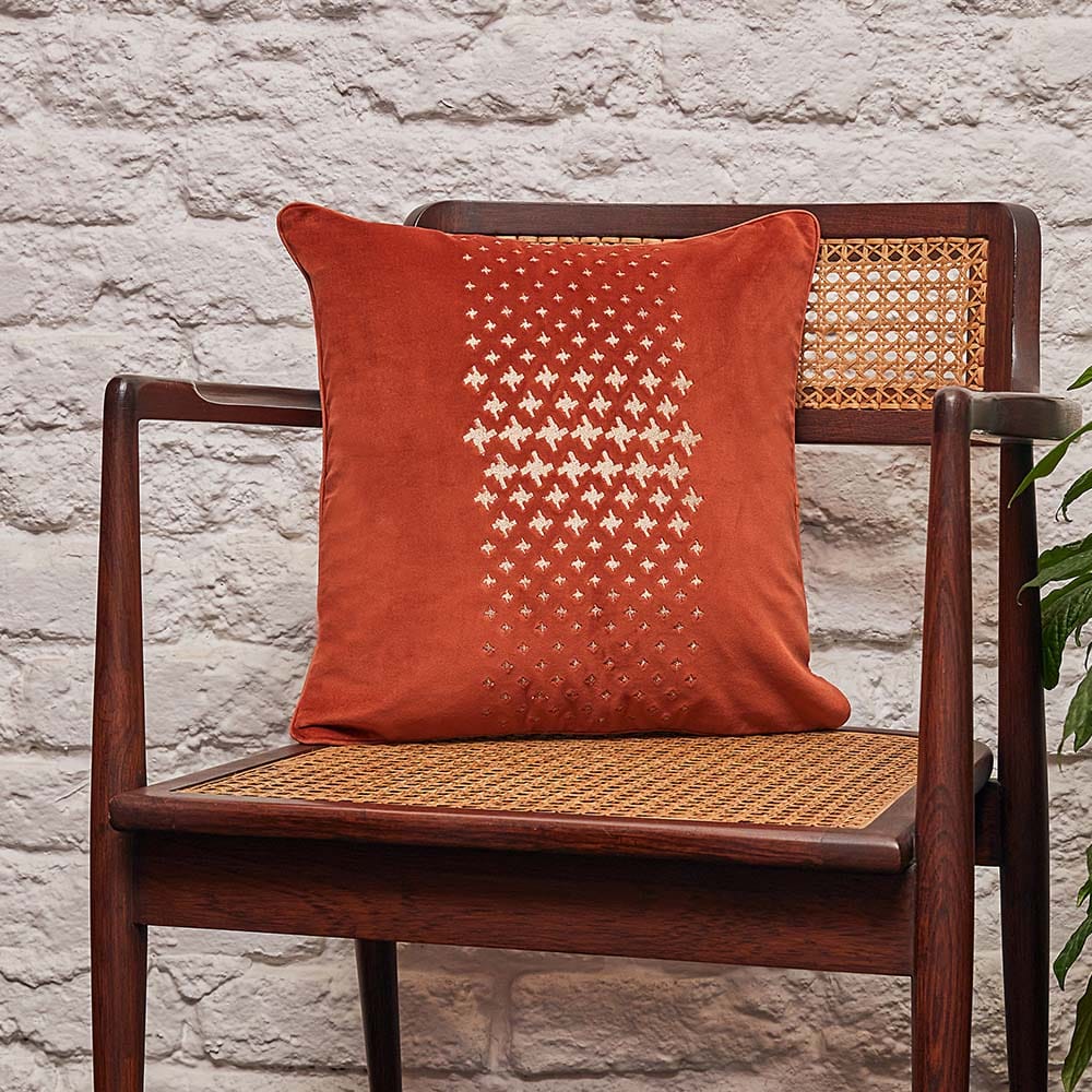 Jagged Checks Cushion Cover