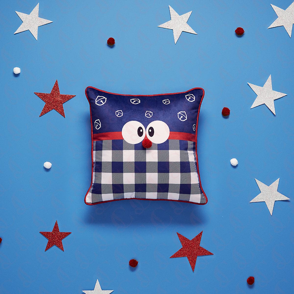 Giggle's Nose Cushion Cover