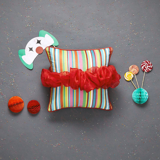 Clown’s Collar Cushion Cover